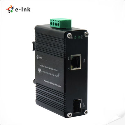 quality Mini Industrial 100/1000BASE-X SFP para 10/100/1000BASE-T 30W PoE+ Media Converter factory
